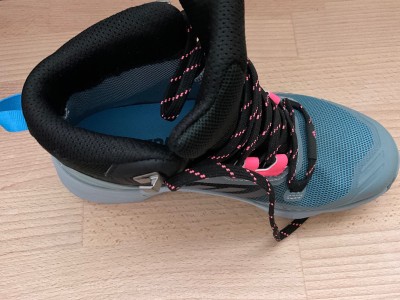 Foto 1 van Larissa bij adidas Terrex - Women's Terrex Swift R3 Mid GTX - Wandelschoenen