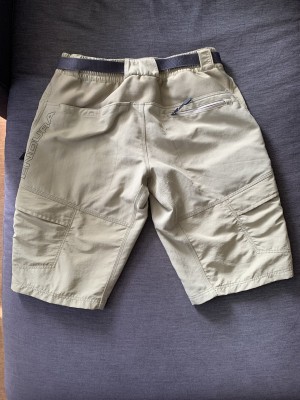 Foto 1 van Raimund bij Endura - Hummvee Short met binnenbroek - Fietsbroek
