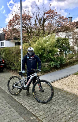 Foto 1 van Michael bij Endura - MT500 Wasserdichte Jacke II - Fietsjack