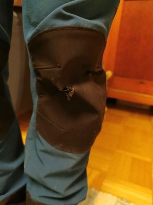 Foto 1 van Sabina bij Heber Peak - Kid's EvergreenHe. Stretch Pants - Softshellbroek