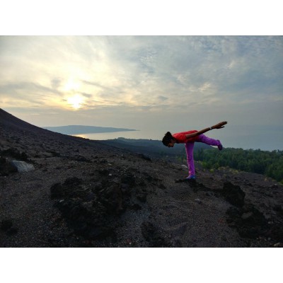 Foto 2 van Poonam bij La Sportiva - Women's Mantra Pant - Klimbroek