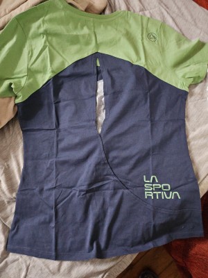 Foto 1 van Petra bij La Sportiva - Women's Roof T-Shirt - T-shirt