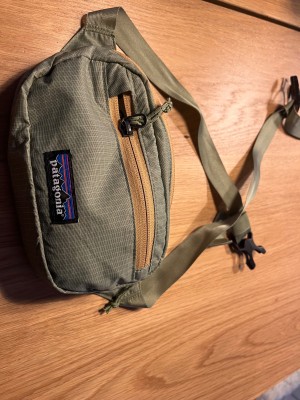 Foto 1 van Christina bij Patagonia - Ultralight Black Hole Mini Hip Pack - Heuptas