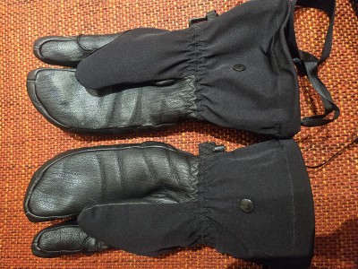 Foto 1 van Sonia bij Stoic - Wool NalluSt. II 3 Finger - Handschoenen